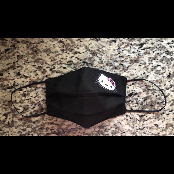 Black Hello Kitty Cloth Face Mask w/ Filter - Picture 3 of 3